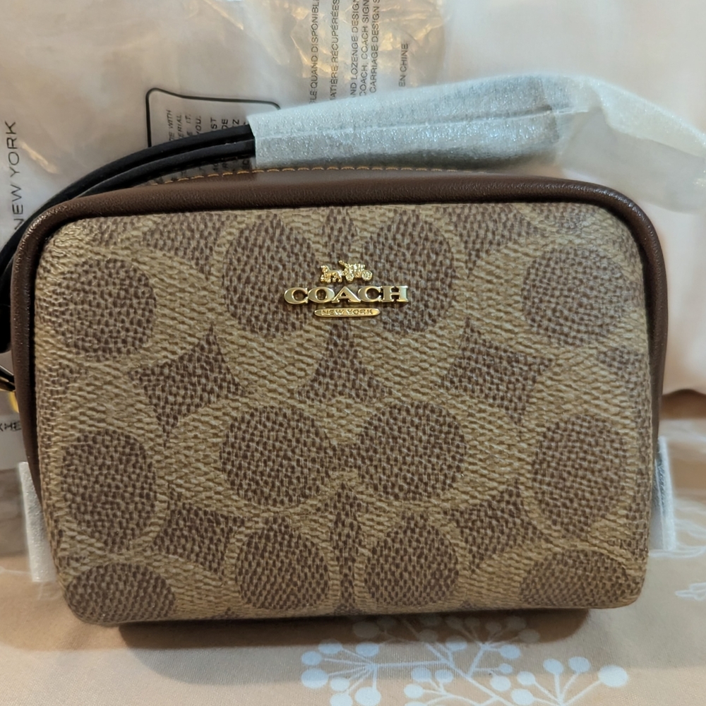 Coach Brown Signature Women's Bag